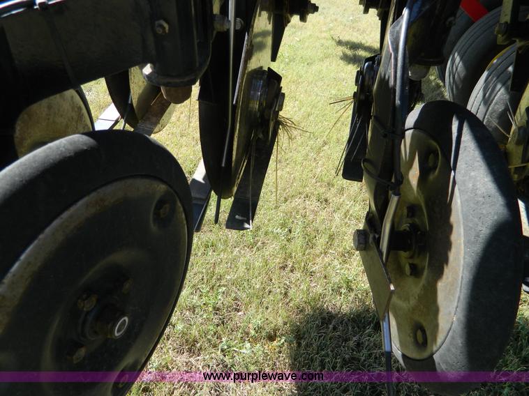 image for item J5112 Sunflower 9421 grain drill