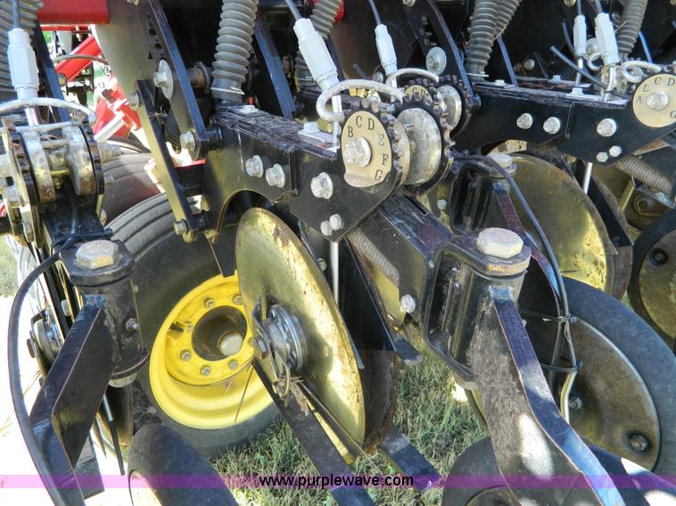 image for item J5112 Sunflower 9421 grain drill