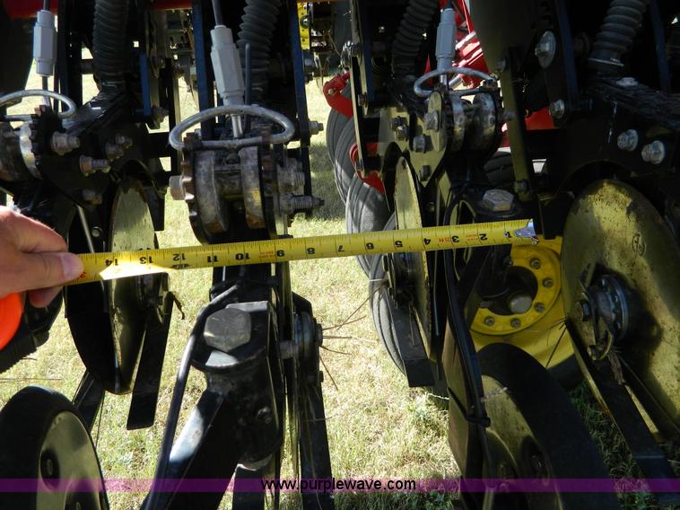 image for item J5112 Sunflower 9421 grain drill