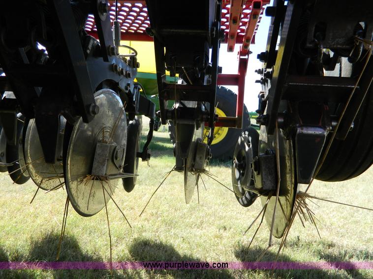 image for item J5112 Sunflower 9421 grain drill