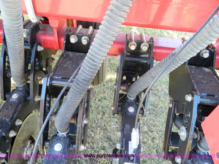 image for item J5112 Sunflower 9421 grain drill