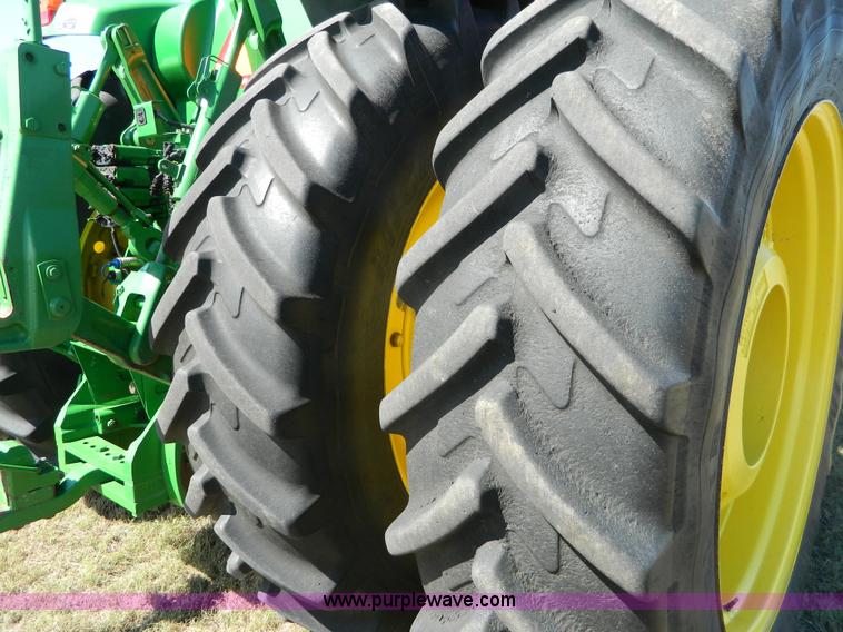 image for item J5113 2009 John Deere 8330 MFWD tractor
