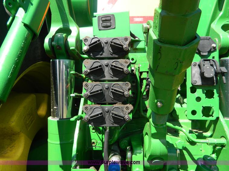 image for item J5113 2009 John Deere 8330 MFWD tractor