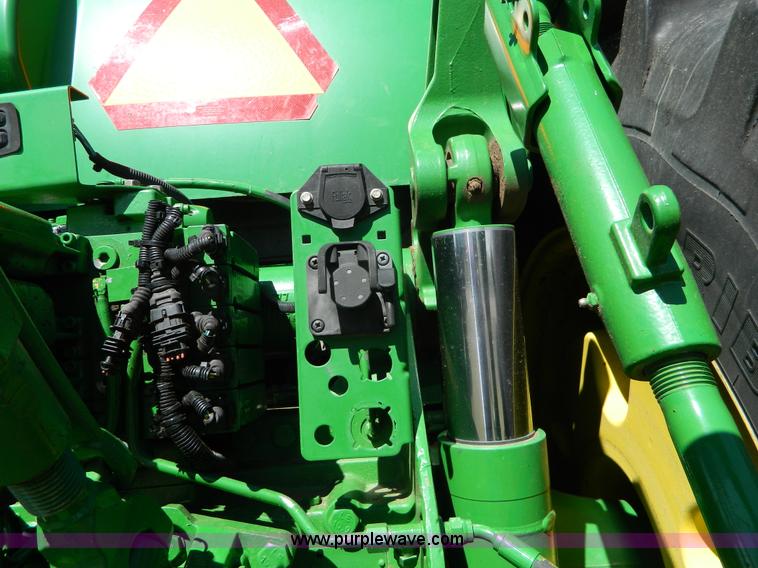 image for item J5113 2009 John Deere 8330 MFWD tractor