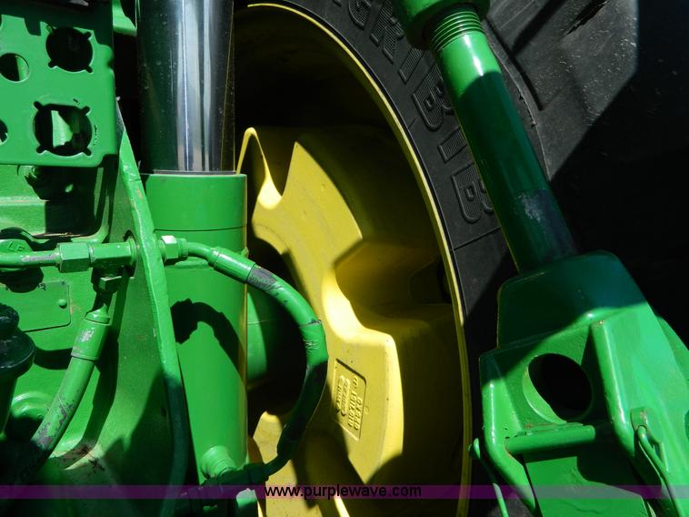 image for item J5113 2009 John Deere 8330 MFWD tractor