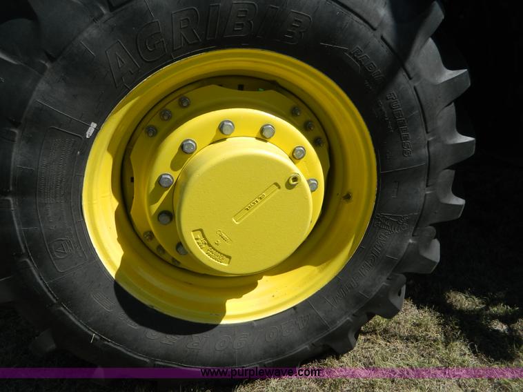 image for item J5113 2009 John Deere 8330 MFWD tractor