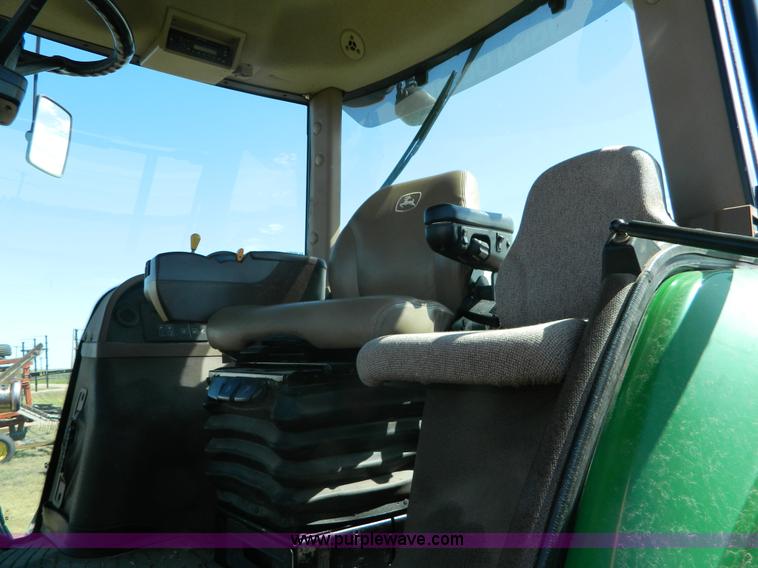 image for item J5113 2009 John Deere 8330 MFWD tractor