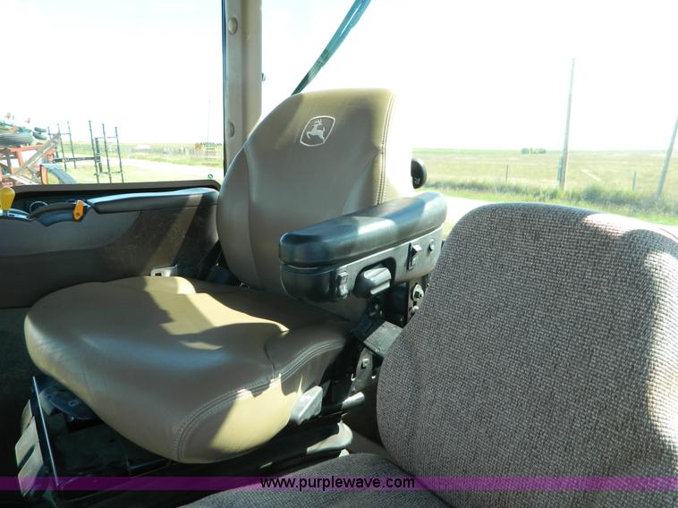 image for item J5113 2009 John Deere 8330 MFWD tractor