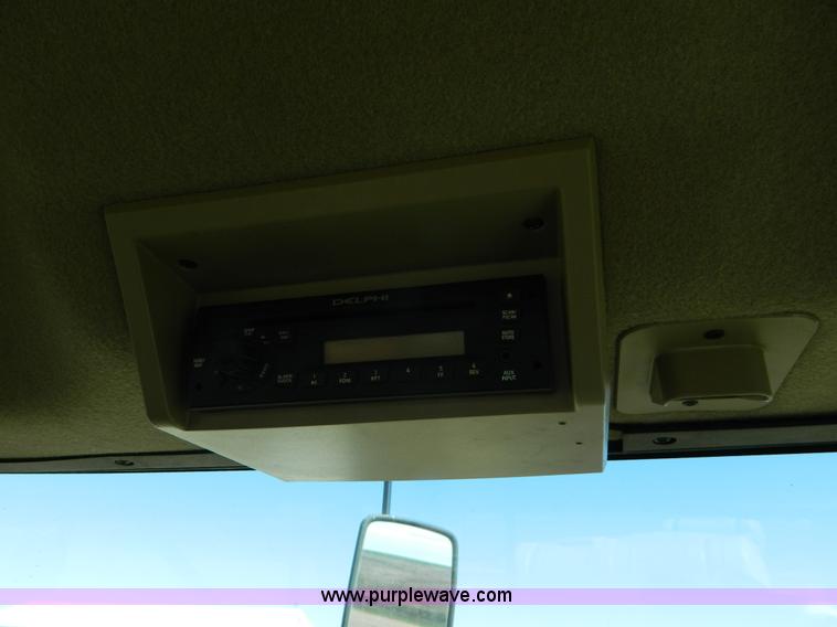 image for item J5113 2009 John Deere 8330 MFWD tractor