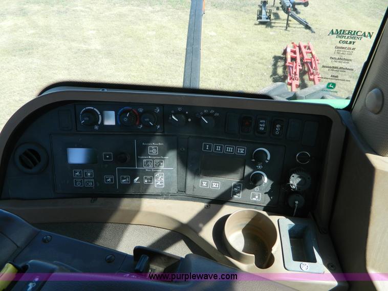 image for item J5113 2009 John Deere 8330 MFWD tractor