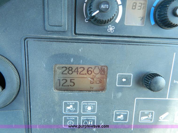 image for item J5113 2009 John Deere 8330 MFWD tractor