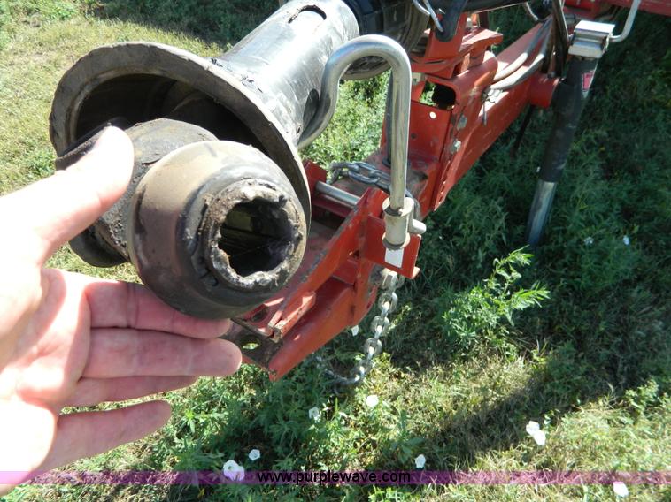 image for item J5118 2005 New Holland 580 small square baler