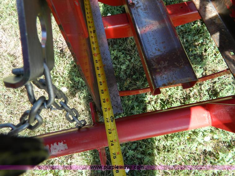 image for item J5118 2005 New Holland 580 small square baler