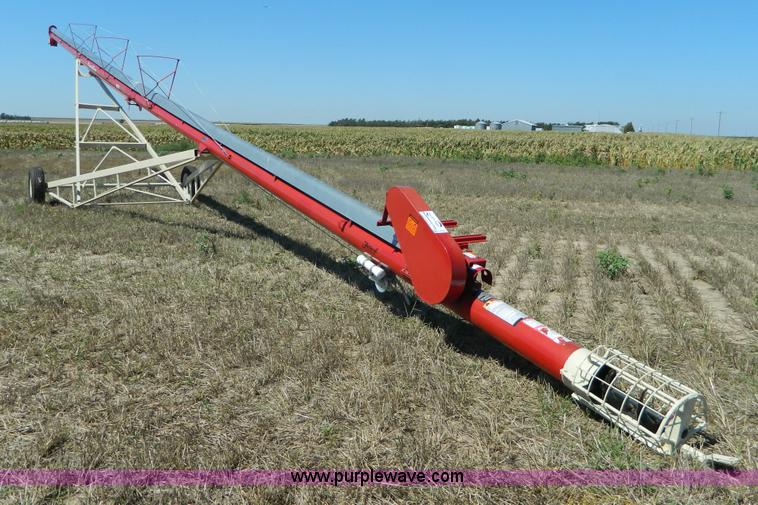 image for item J5121 Farm King Feterl C872D auger