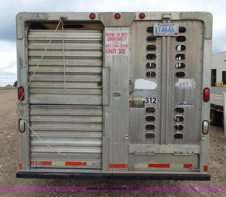 image for item J5472 2004 Wilson TRL livestock trailer