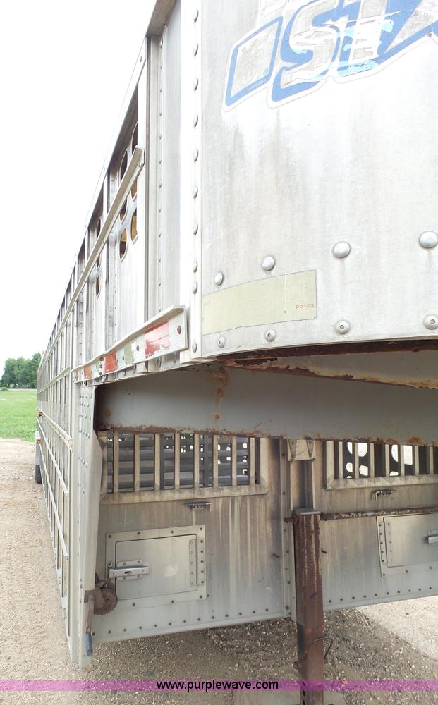 image for item J5472 2004 Wilson TRL livestock trailer