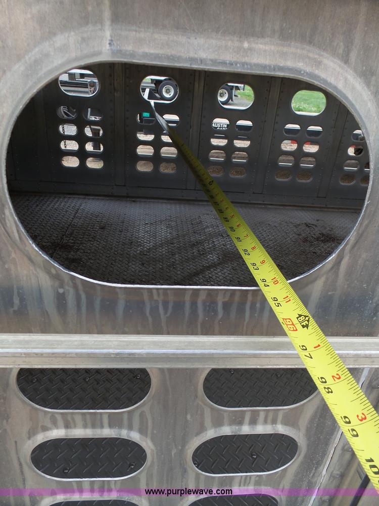 image for item J5472 2004 Wilson TRL livestock trailer