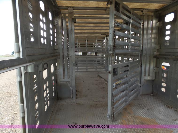 image for item J5472 2004 Wilson TRL livestock trailer