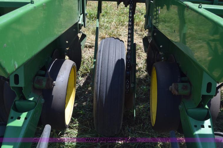image for item K2795 John Deere 7000 planter