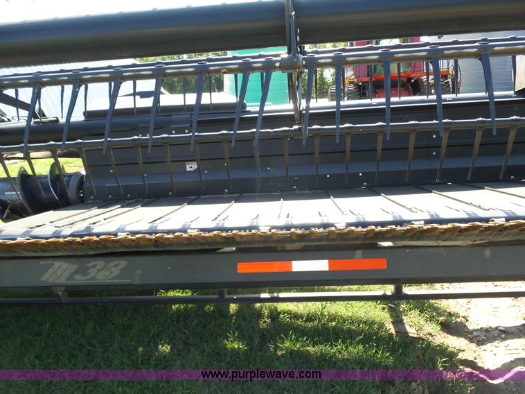 image for item K3112 2009 MacDon FD70 flex draper head