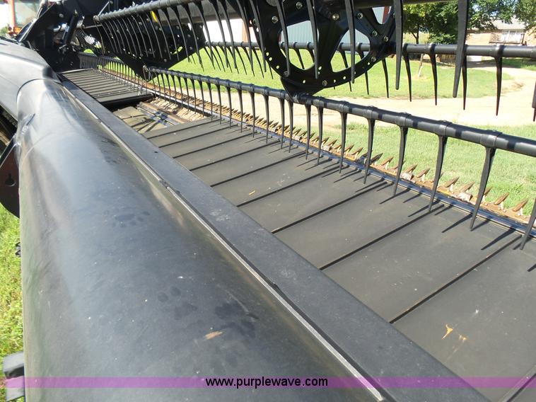 image for item K3112 2009 MacDon FD70 flex draper head