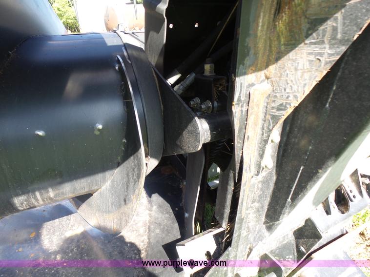 image for item K3112 2009 MacDon FD70 flex draper head