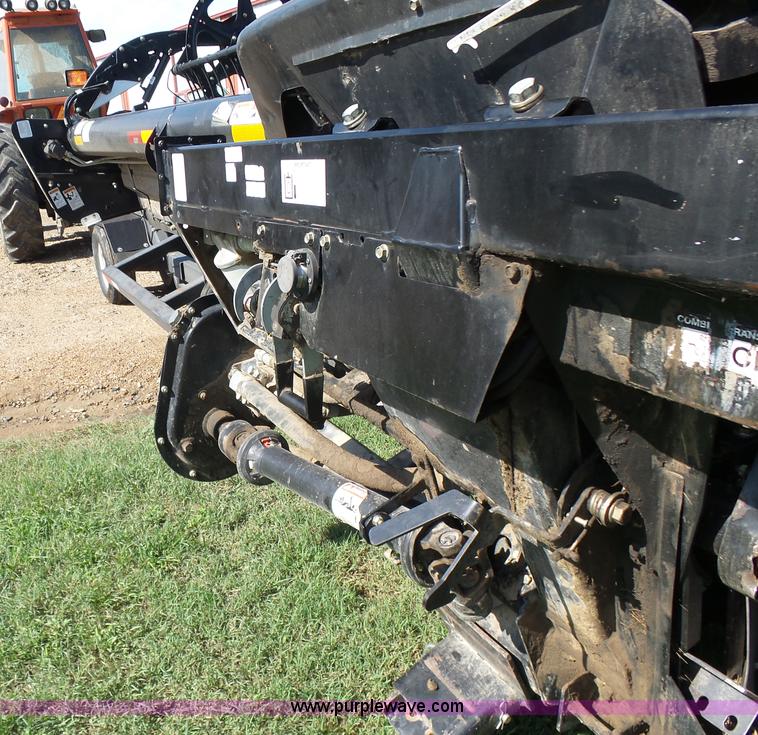 image for item K3112 2009 MacDon FD70 flex draper head