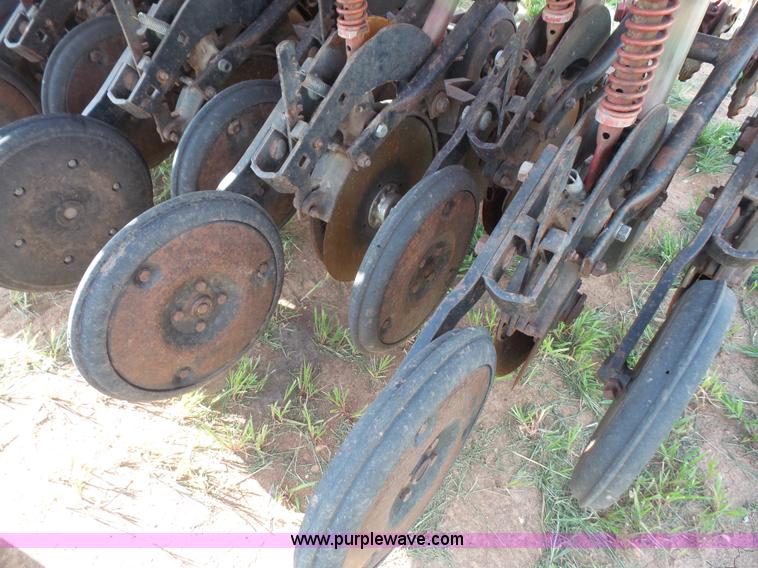 image for item K3634 Krause 5250 no-till grain drill