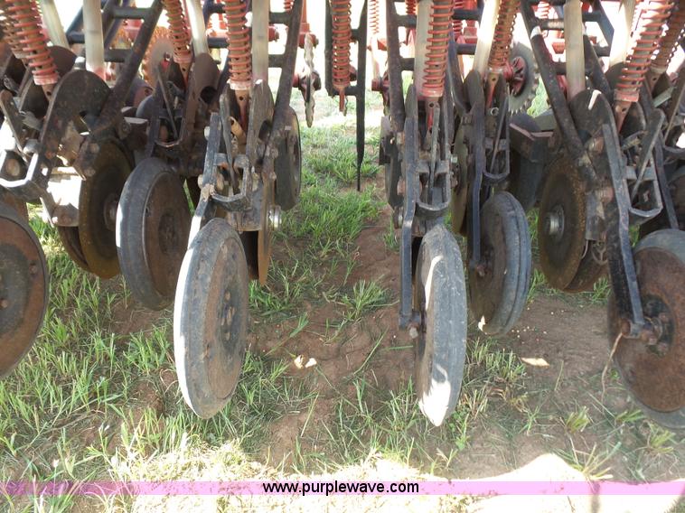 image for item K3634 Krause 5250 no-till grain drill