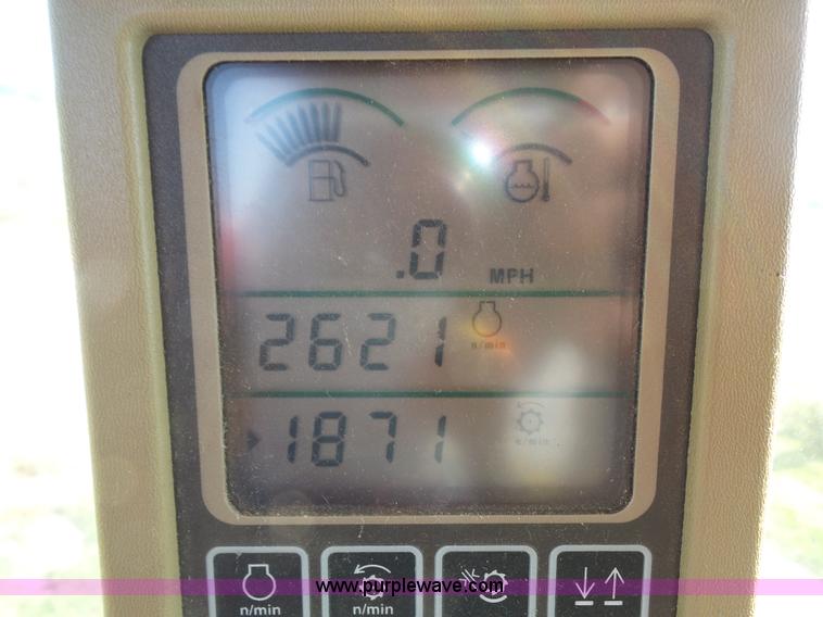 image for item K3637 2006 John Deere 9560 STS RWA combine