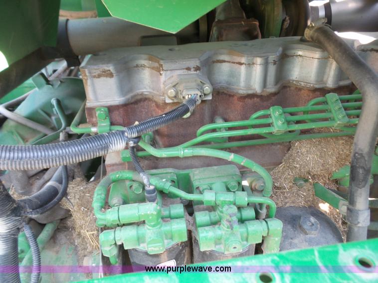 image for item K3637 2006 John Deere 9560 STS RWA combine