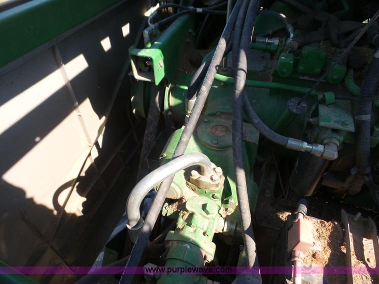 image for item K3637 2006 John Deere 9560 STS RWA combine
