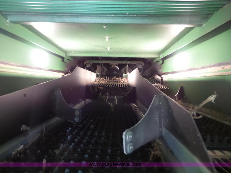 image for item K3637 2006 John Deere 9560 STS RWA combine