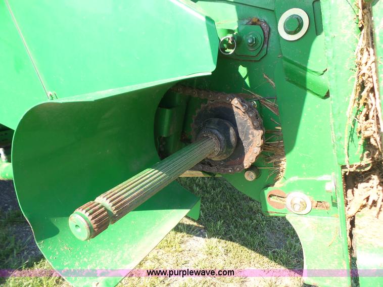 image for item K3637 2006 John Deere 9560 STS RWA combine