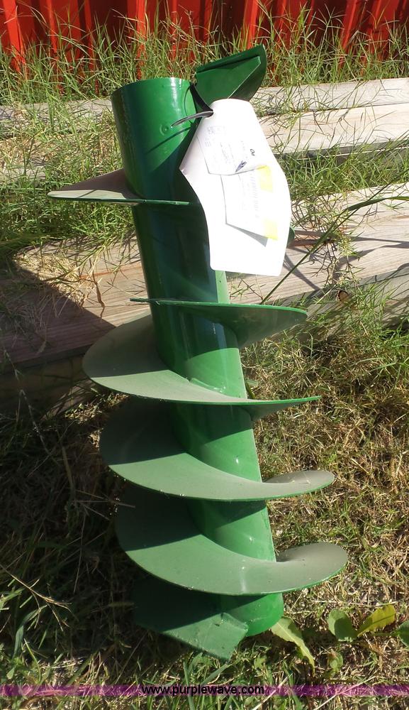 image for item K3637 2006 John Deere 9560 STS RWA combine