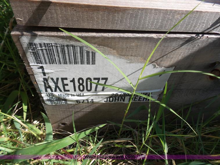 image for item K3637 2006 John Deere 9560 STS RWA combine