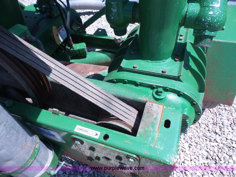 image for item K3642 1999 Walinga Agri-Vac 6614 Deluxe grain vacuum