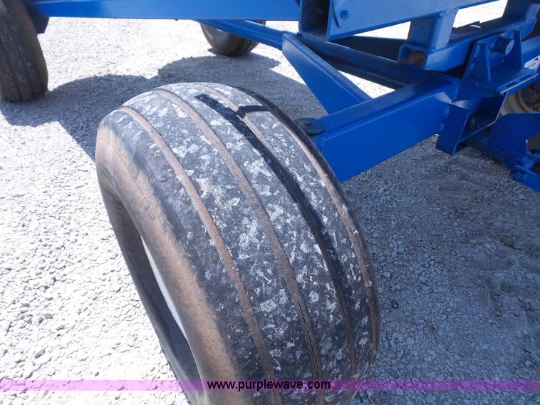 image for item K3645 LTC dual anhydrous tank unit