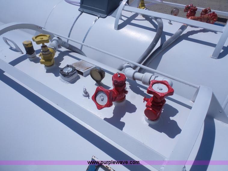 image for item K3645 LTC dual anhydrous tank unit