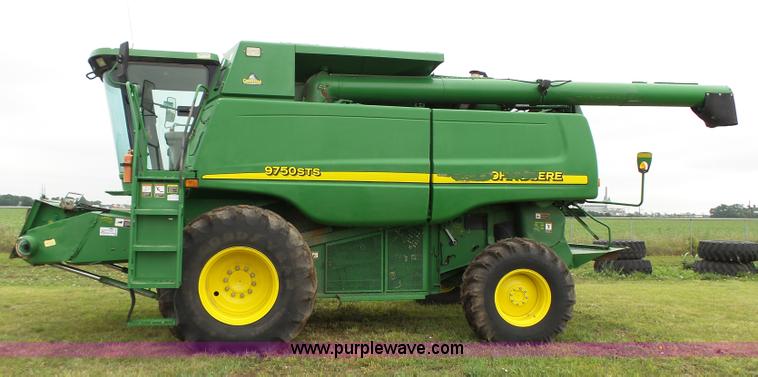 image for item K5266 2003 John Deere 9750 STS combine