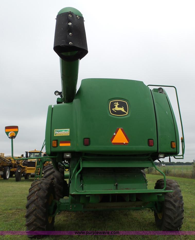 image for item K5266 2003 John Deere 9750 STS combine