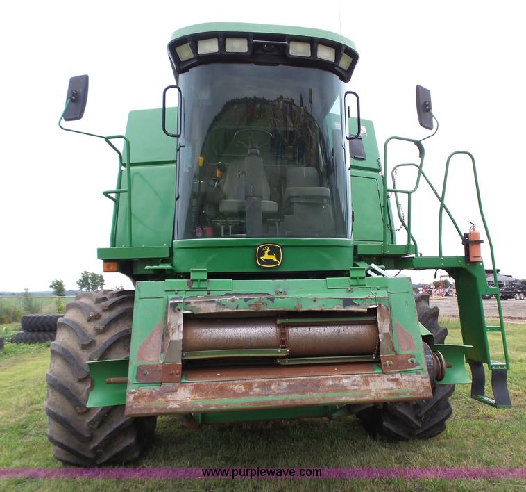 image for item K5266 2003 John Deere 9750 STS combine