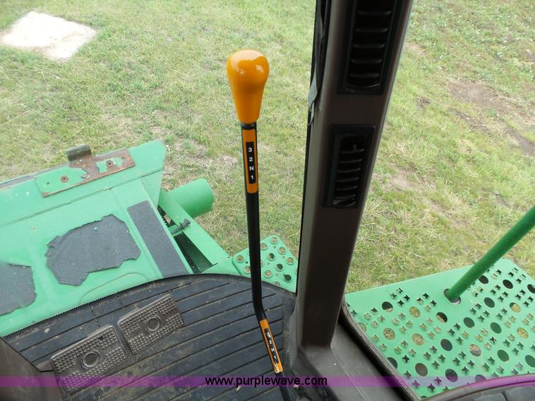 image for item K5266 2003 John Deere 9750 STS combine