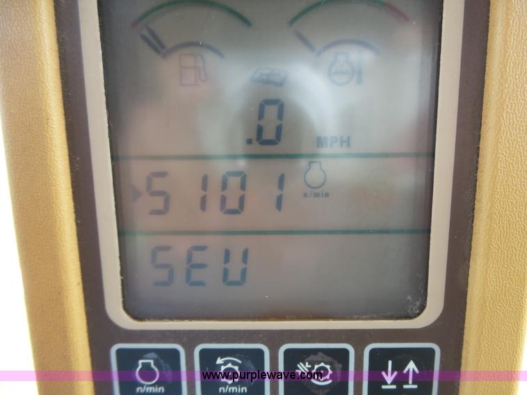 image for item K5266 2003 John Deere 9750 STS combine