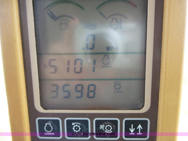 image for item K5266 2003 John Deere 9750 STS combine