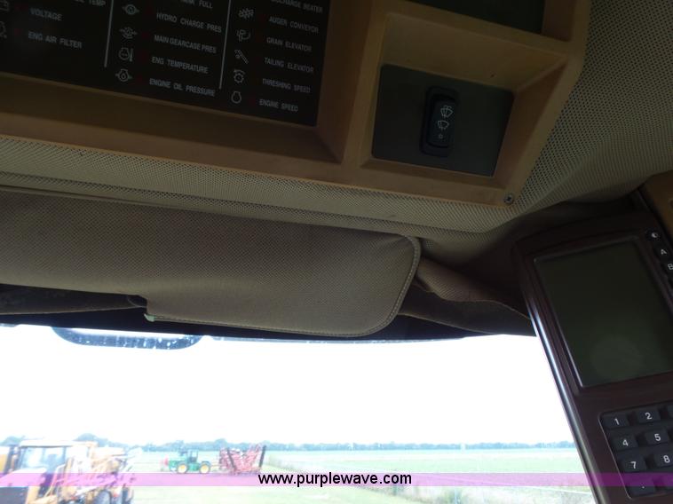 image for item K5266 2003 John Deere 9750 STS combine