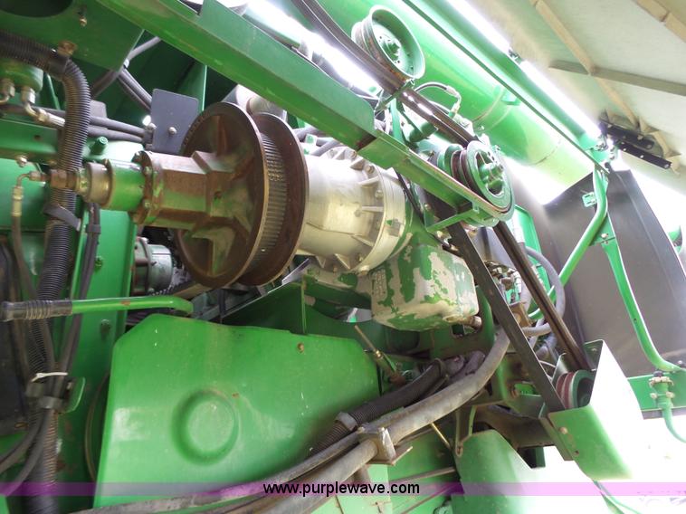 image for item K5266 2003 John Deere 9750 STS combine