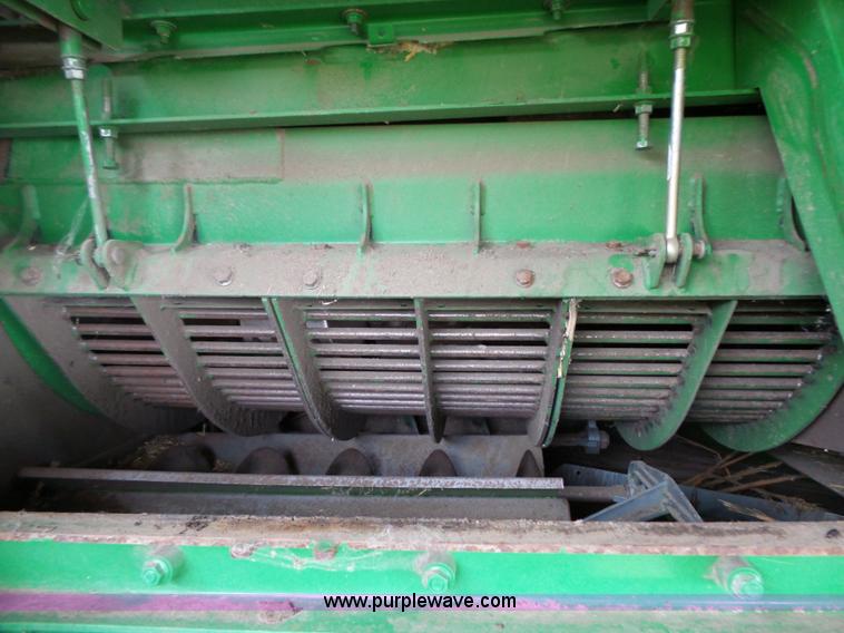 image for item K5266 2003 John Deere 9750 STS combine