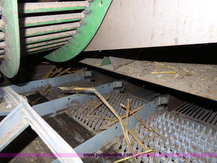 image for item K5266 2003 John Deere 9750 STS combine