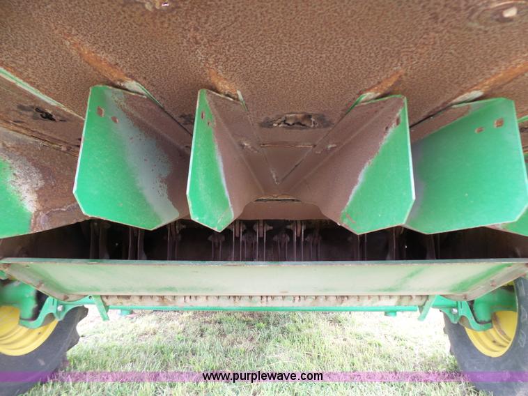 image for item K5266 2003 John Deere 9750 STS combine